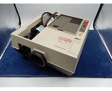 Hanimex Rondette 1800 RF Slide Projector ( sold as a collectors / display item )