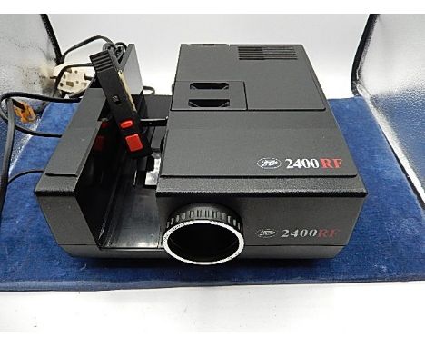 Boots 2400 RF Slide Projector ( sold as a collectors / display item )