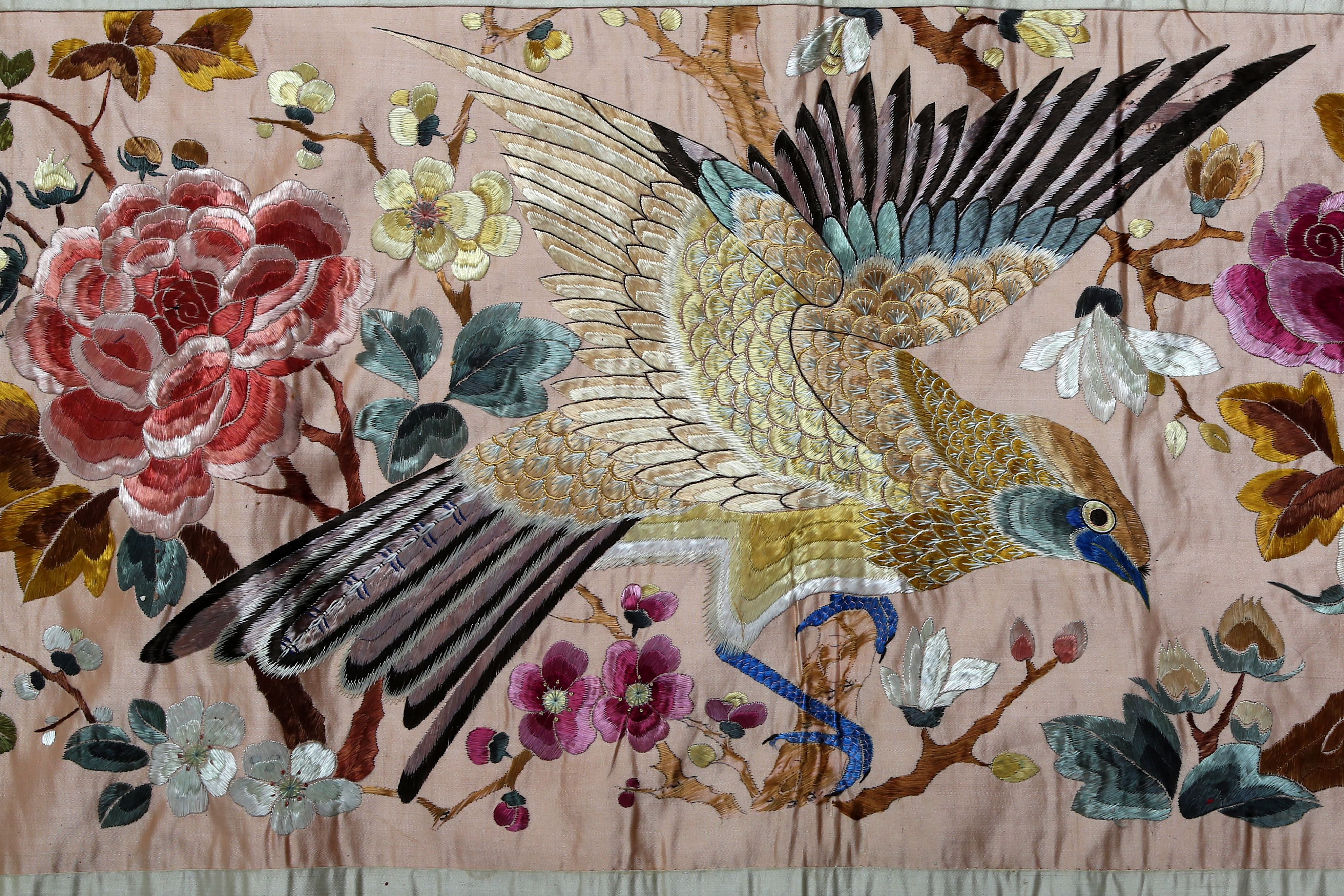 A CHINESE EMBROIDERED ‘BIRDS AND FLOWERS’ SILK PANEL. Qing Dynasty