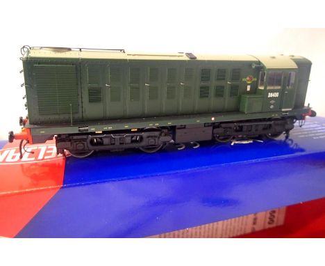 Heljan 16001, Class 16, D8400 BR Green, limited edition of 750, in near mint condition, boxed. P&amp;P Group 1 (£14+VAT for t