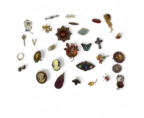 Quantity Of Costume Jewellery To Include A Silver Tie Clip, Silver 18 Pendant On Chain, Silver Butterfly Wing Brooch, Silver 