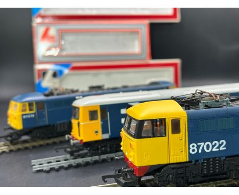 Three Lima Boxed Diesel/Electric Locomotives Tested Runners(1200g)Lima L205155 Class 87 87022 BR Large Logo Blue Livery "Cock