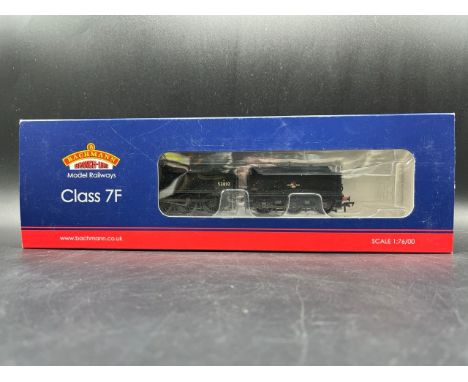 Bachmann Branchline 31-012 Class 7F 2-8-0 53810 in BR black with late crest - weathered(700g)Not Tested so not to disturb ori