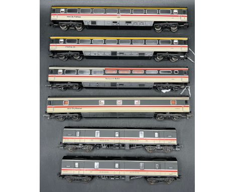 6 OO gauge Lima Intercity coaches, four boxed, all 'Ready-to-Roll'(1200g)Includes Lima 305376 Intercity Pullman 'LS Lowry'als
