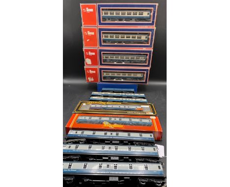 12 'OO' gauge InterCity Blue/Grey Rolling stock, six boxed(2200g)Lima L305301 Mk2b FK first corridor in BR blue & grey - W134