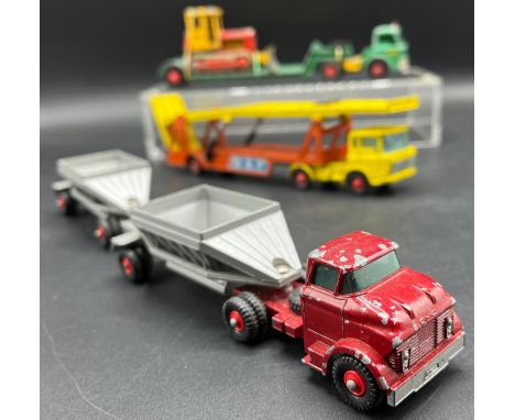 Three Lesney Matchbox Articulated trucks in play-worn condition(800g)Matchbox Major Pack No.M4 Fruehauf Hopper, hopper action