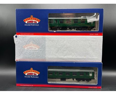 A rake of three OO gauge Bachmann Southern Railway coaches, each boxed and appearing unopened, Made in China(700g)Bachmann Br