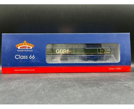Bachmann Branchline 32-983 Class 66/7 66779 "Evening Star" in BR green with GBRF branding(700g)Not Tested so not to disturb o