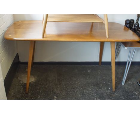 Ercol dining table 153 cm long