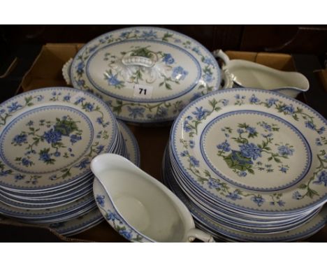 Antique Royal Worcester Tea Tree blue pattern no.W8464 part dinner service of 27 pieces. Pattern first registered from 1910