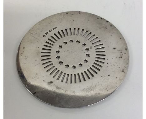 An attractive circular Victorian silver teapot stand with pierced decoration. Sheffield. By D&amp;S. Approx. 126 grams. Est. 