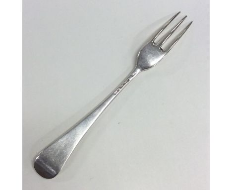 A Georgian silver Hanoverian pattern three prong fork. London. Approx. 62 grams. Est. £45 - £55.