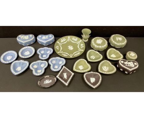 Wedgwood jasperware in powder blue, green, black and white including; lidded pots, trinket trays, a plate; etc (21)