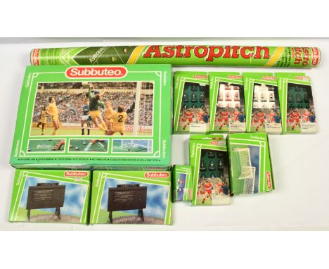 Subbuteo group to include 2 x 61158 Scoreboards, 727 Newcastle, 768 Germany, 771 Manchester UTD, 009 Sunderland, 1990s Set, A