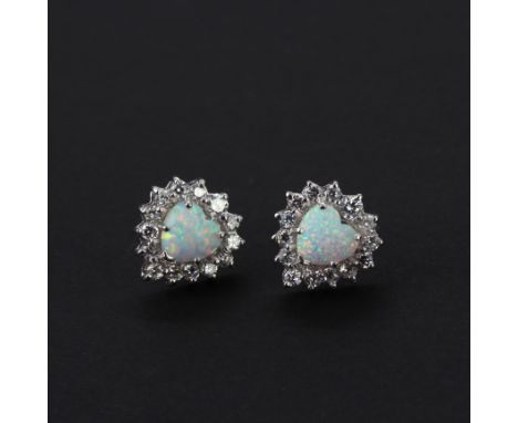 A pair of 925 silver cluster earrings set with synthetic opal and white stones, L. 1.6cm.