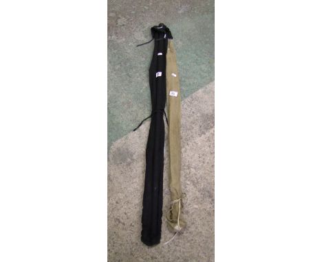 Two fishing rods, Skipper Art-NR2229-500-Lange 5.00m and a smaller rod with a cork handle (2) 