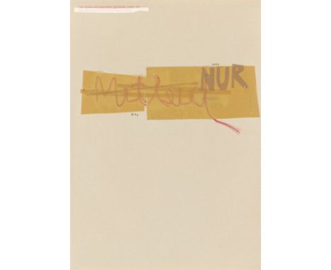 (See English version below)„Nur Mitleid“. 2005Garn, braunes Paketband und Collage auf graubraunem, typografisch bedrucktem Pa