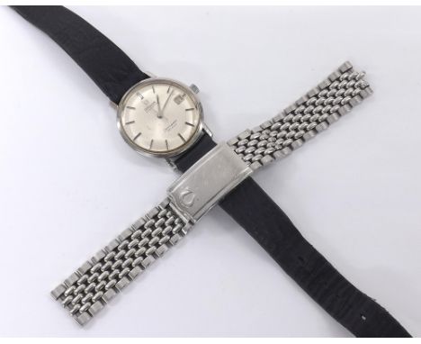 Omega Seamaster DeVille stainless steel gentleman's bracelet watch, circular silvered dial with baton markers, minute markers