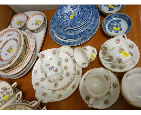 Parcel of Royal Albert 'Rose' teaware, small parcel of Spode Italian ware and mixed Continental and Oriental china