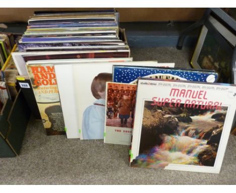 Quantity of vintage LP records, mainly classical, operatic and choral etc