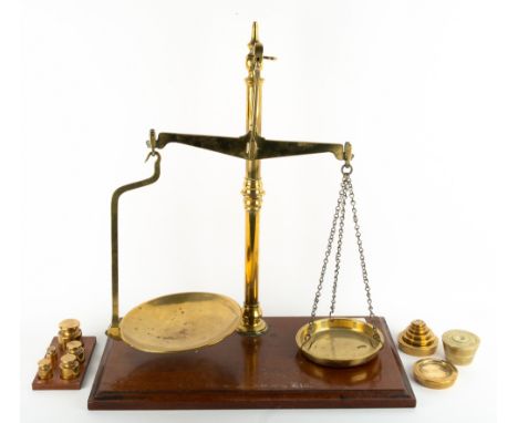 A LARGE EARLY 20TH CENTURY SET OF AVERY TWO POUND SCALES  with brass weights, 51cm wide x 58cm high Condition: in good condit