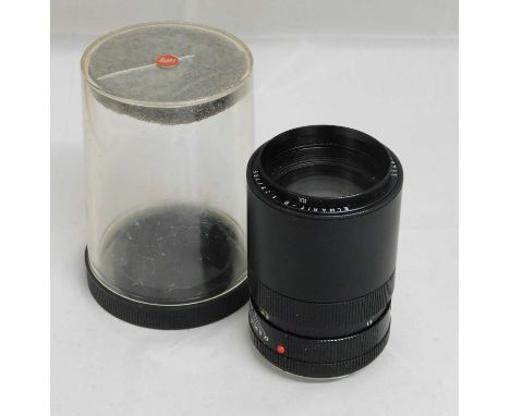 Leica: a Leitz Wetzlar Elmarit-R lens, serial no. 2139732
