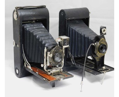 Two Kodak camera's: to include an Eastman Kodak No. 3-A Folding Autographic Brownie camera, and an Eastman Kodak 3-A Folding 