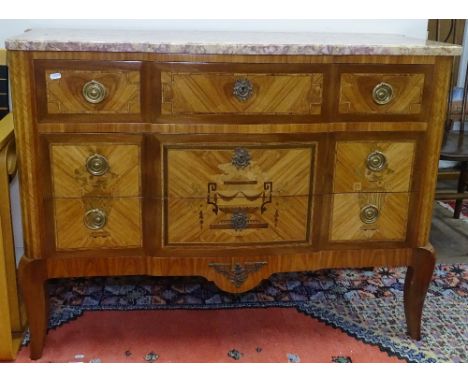 A Continental marble-top 3-drawer walnut commode, having inlaid banding and marquetry decoration, raised on cabriole legs 