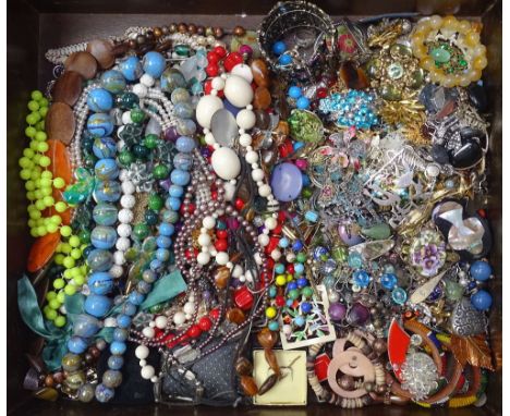 A large quantity of Vintage and other costume jewellery 