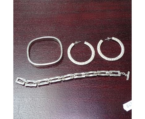 A Pandora(?) silver bracelet stamped (Ale) 925, and a similar bangle and earrings 