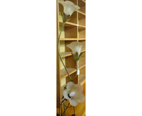 A painted metal standard lamp in the form of a flower, H170cm 