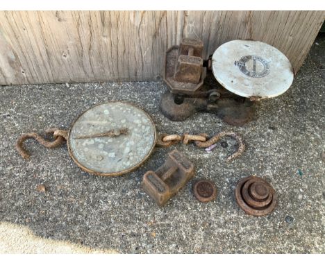 Spring Balance with Scales and Weights 