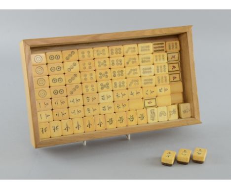 Chinese bone mah-jong set in later  wooden case 
