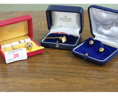 PAIR OF YELLOW METAL KNOT CUFFLINKS MARKED BH 585 (COMBINED 7.3G) WITH GUIDSMED OF COPENHAGEN BOX; A SMALLER PAIR OF KNOT CUF