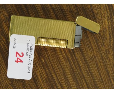 GOLD-PLATE DUNHILL POCKET LIGHT, ENGINE TURNED FINISH