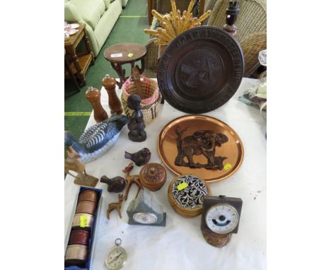 TREEN WARE INCLUDING TABLE LAMP (NEEDS REWIRING), MINIATURE TABLE AND STOOL, ORNAMENTS TOGETHER WITH MOUNTED THERMOMETER