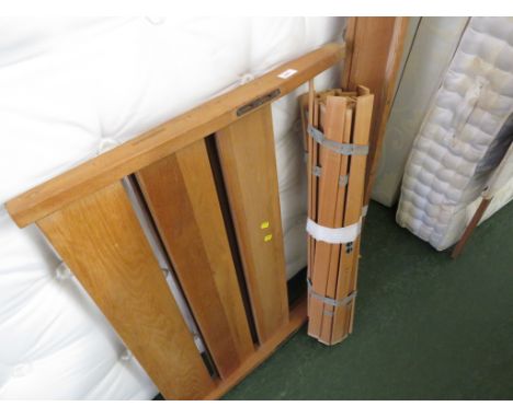 LIGHT OAK SINGLE BED FRAME (AF)