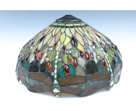 A large Tiffany style lamp shade, 40 cm diameter