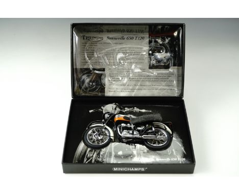 A Minichamps "Classic Bike Series" Triumph Bonneville 650 T120 1:12 scale 