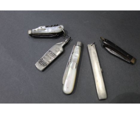 Collection of vintage penknives.  This bladed lot is not for sale to people under the age of 18. By bidding on this item you 