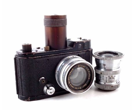 Luftwaffe Robot WW2 camera, serial number FL 38077, with Carl Zeiss Biotar 1:2 f=4cm lens, and a Robot branded Tele-Xenar f:3