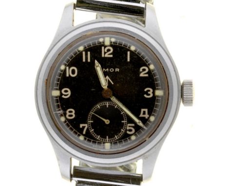A TIMOR MILITARY ISSUE STAINLESS STEEL AUTOMATIC WRISTWATCH, CASE BACK MARKED TIMOR, BROAD ARROW WWW AND K 6726 36626, 35 MM 