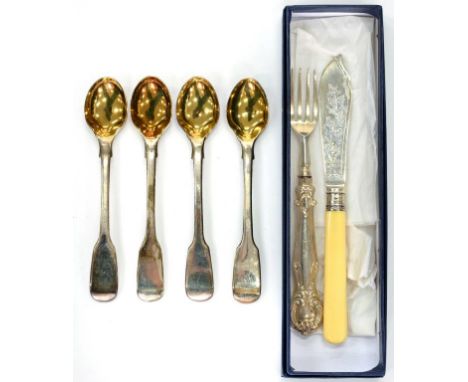 A SET FOUR VICTORIAN SILVER EGG SPOONS, FIDDLE PATTERN, LONDON 1846, A VICTORIAN SILVER CHILD'S FORK AND A SILVER BUTTER KNIF