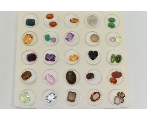 AN ASSORTMENT OF LOOSE GEMSTONES, thirty three stones in total, to include copal amber, synthetic colour change sapphire, ame