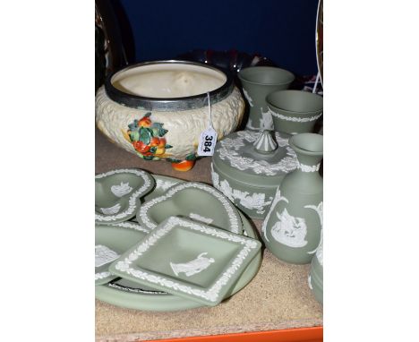 A NEWPORT POTTERY 'CLARICE CLIFF' CELTIC HARVEST FRUIT DISH, chrome rim, diameter 26cm, supported by three apple feet (crazin