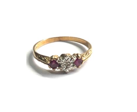 9ct gold ruby &amp; diamond ring weight 1.9g 