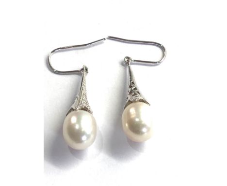 9ct gold diamond and pearl earrings weight 5.25g 