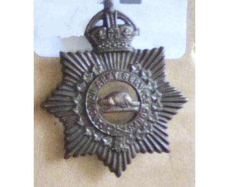 Canada - Canadian Army Service Corps Cap Badge - Bronze KC