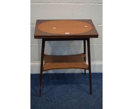 A SMALL EDWARDIAN MAHOGANY AND OVAL SATINWOOD INLAID FOLD OVER CARD TABLE, green baize interior, on square tapering legs unit