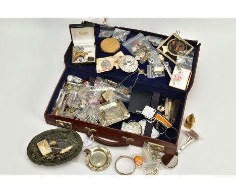 A CASE OF MISCELLANEOUS ITEMS, to include a 'Stratton' compact of floral design with cover and box, a 'Stratton' small swivel